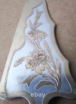 Antique beautiful cake or pie server in solid silver and vermeil in box