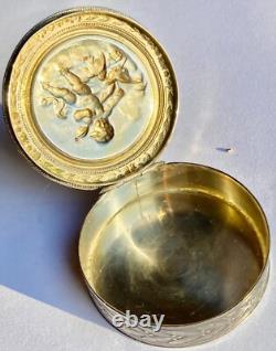 Antique box or snuffbox in solid silver with vermeil interior in Louis XV style