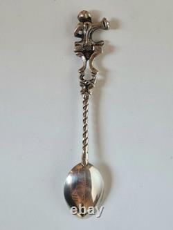 Antique box set of 7 small solid silver spoons, 833 silver, Colonial decoration, early 20th century