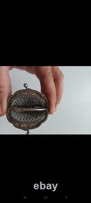 Antique set around 1900: solid silver coin purse (30 g) + mesh pouch
