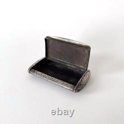 Antique silver snuffbox engraved with Minerva hallmark, France, circa 1860