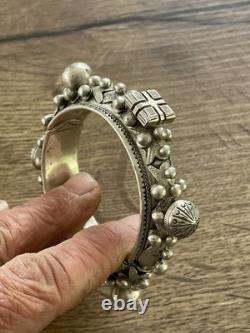 Antique solid silver Berber Moroccan Mizam bracelet, 119 g, ethnic