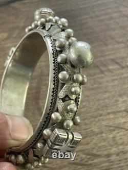 Antique solid silver Berber Moroccan Mizam bracelet, 119 g, ethnic