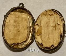 Antique solid silver reliquary medallion, early 19th century