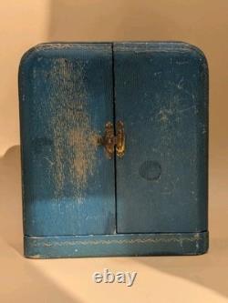 Antique sterling silver sewing set in its original case, late 19th century