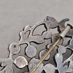 Antique vintage brooch in solid silver, paste stones circa 1880