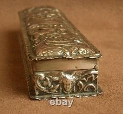 BEAUTIFUL LONG ANCIENT SOLID SILVER BOX DECORATED WITH PUTTI XIXth