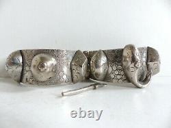 Beau And Lourd Bracelet Ancien In Argent Massif Inde Tribal Art 179 Grams