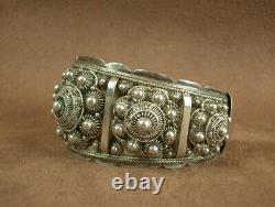 Beautiful Stuff Bracelet Ancient Berbere Silver Massif