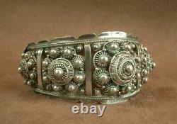 Beautiful Stuff Bracelet Ancient Berbere Silver Massif