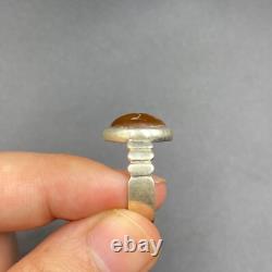 Beautiful ancient Roman ring in solid silver with agate cornelian fighting tail