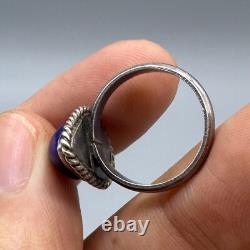 Beautiful ancient Roman ring in solid silver with natural lapis stone