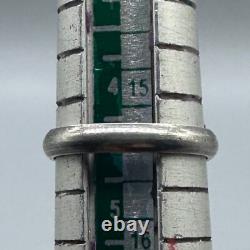 Beautiful ancient Roman ring in solid silver with natural lapis stone
