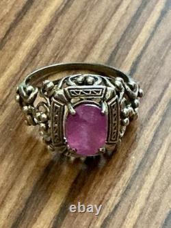 Beautiful genuine ruby, solid silver, highly ornate, sublime antique ring