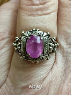 Beautiful genuine ruby, solid silver, highly ornate, sublime antique ring