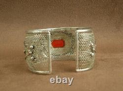 Bel Important Bracelet Ancien Berber In Massif Argent And Pierre Rouge