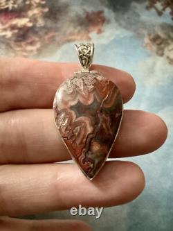 ENORMOUS ANCIENT PENDANT IN TRUE LAGUNA AGATE AND STERLING SILVER, VERY BEAUTIFUL