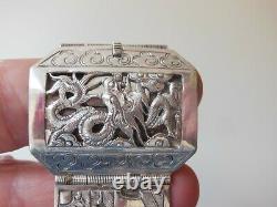 Former Chinese Bracelet In Chiseled Silver