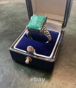 Genuine Emerald, Solid Silver, Impressive Beautiful Antique Ring