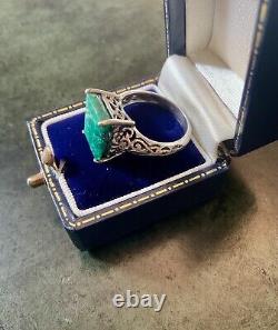 Genuine Emerald, Solid Silver, Impressive Beautiful Antique Ring