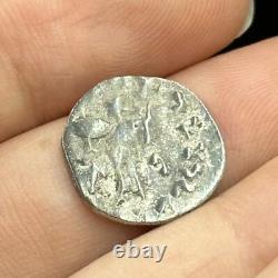 Genuine ancient Greek piece in solid silver Bactrian in good condition