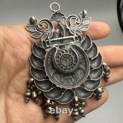 Genuine large ancient Roman pendant in magnificent solid silver with engraving