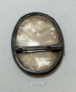 Hand-painted Miniature Antique Brooch On Mother-of-pearl Silver Frame 19th Signed