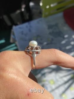 Huge genuine pearl, sterling silver, beautiful antique ring
