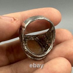 Immaculate ancient Roman ring in solid silver with antique insert in