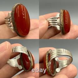 Large beautiful ancient Roman ring in solid silver and agate stone