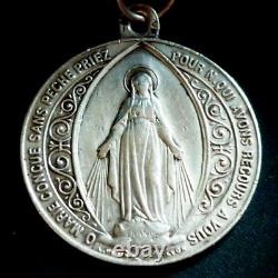 Miraculous Medal in Solid Silver 800, antique, Signed PENIN in Lyon, Engraved VTG