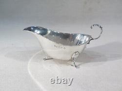 Old Beautiful Small Solid Silver English Table Art Sauceboat