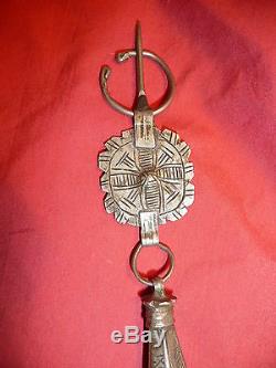 Old Berber Fibula In Silver, French And Spanish Coins Eighteenth Nineteenth