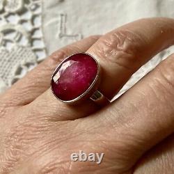 Old Elegant Ring In Veritable Impose Ruby And Money Massive