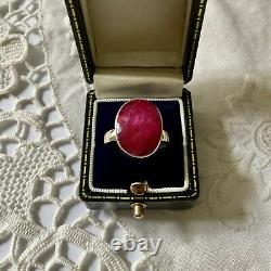 Old Elegant Ring In Veritable Impose Ruby And Money Massive