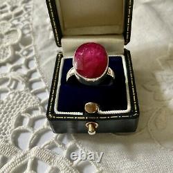 Old Elegant Ring In Veritable Impose Ruby And Money Massive