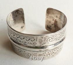 Old Ethnic Silver Silver Bracelet Silver 119 G