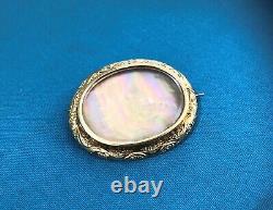 Old Reliquary Brooch In Vermeil / Gold On Solid Silver Mother Of Pearl 19 Eme Jewelry