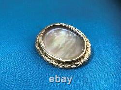 Old Reliquary Brooch In Vermeil / Gold On Solid Silver Mother Of Pearl 19 Eme Jewelry