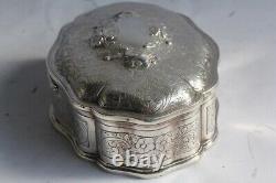 Old solid silver jewelry box (50909)
