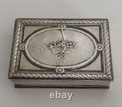Old solid silver snuff box by silversmith Henin and Co.