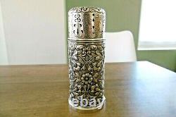 Old solid silver sugar shaker 167 GR