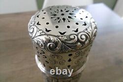 Old solid silver sugar shaker 167 GR