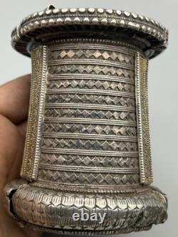 Pair of ancient bracelets in solid silver, antique style 606 grams Sindhi