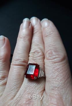 Pretty Antique Solid Silver Ring And Red Stone Rectangular Art Deco Period