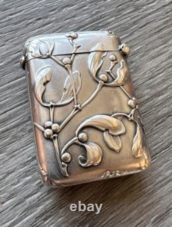 Rare Antique Pyrogène Art Nouveau Decorated with Silver Mistletoe