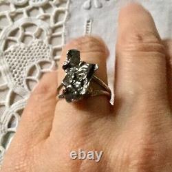 Rare Meteorite Veritable Creator Old Ring, Sterling Silver, A View