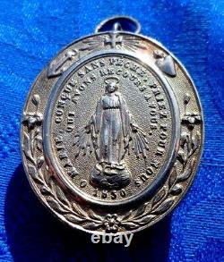 Reliquary Old Pendant In Silver Massive St Vincent De Paul 1830