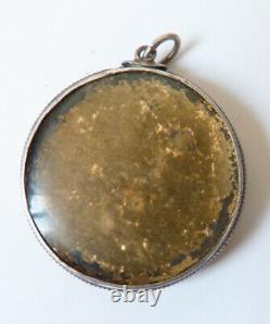 Reliquary Pendant In Solid Silver Old Silver Jewel Silver During Glazed Glass