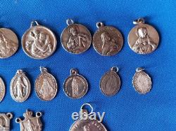 Set of 32 Ancient Religious Medals in Solid Silver No. 8